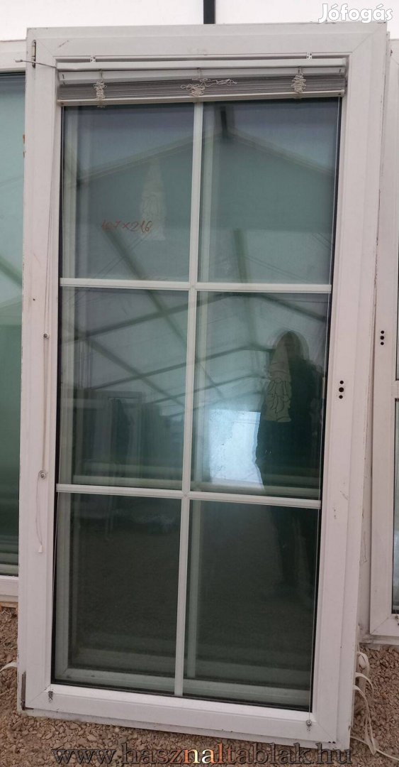 Használt műanyag erkélyajtók 1 szárnyas kivitel