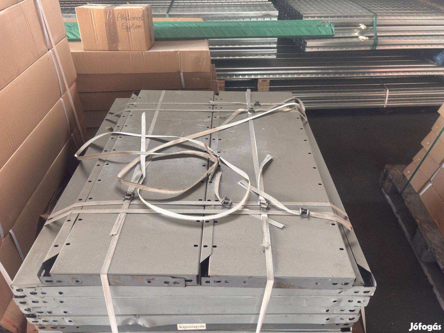 Használt salgó polc 915x305mm