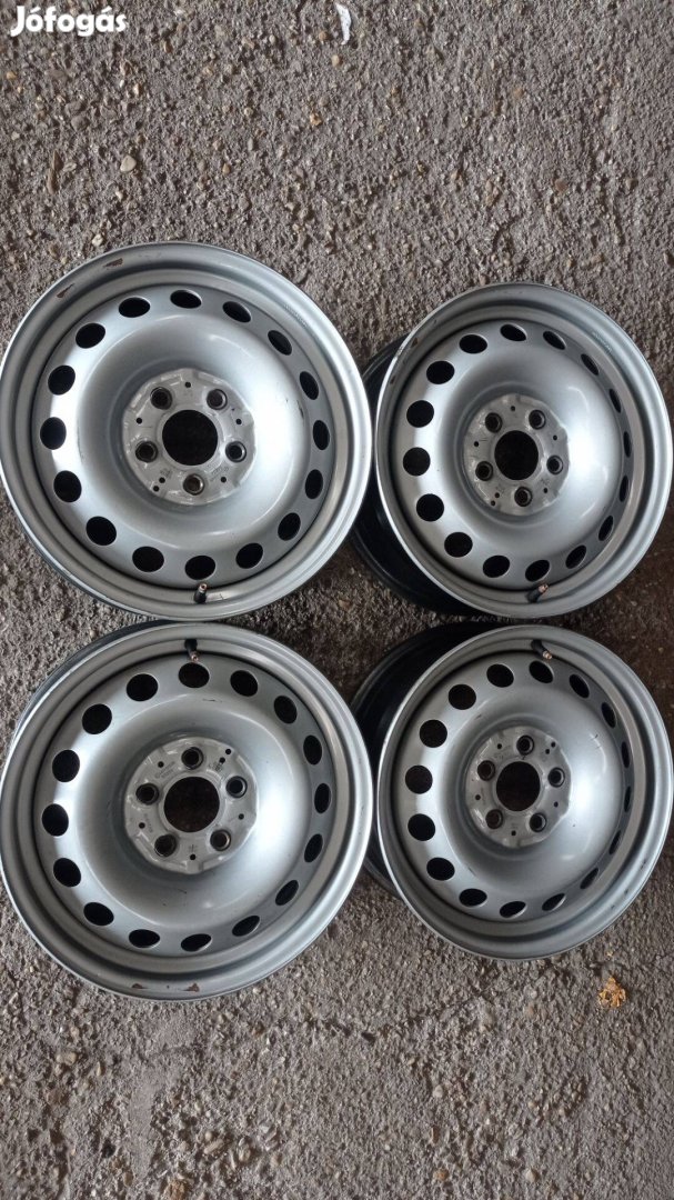 Használt szép állapotú 16 colos 5x112 lyukosztású Mercedes Vito/Viano