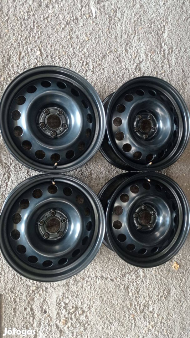 Használt szép állapotú 17 colos 5x108 lyukosztású Citroen/Peugeot/Opel