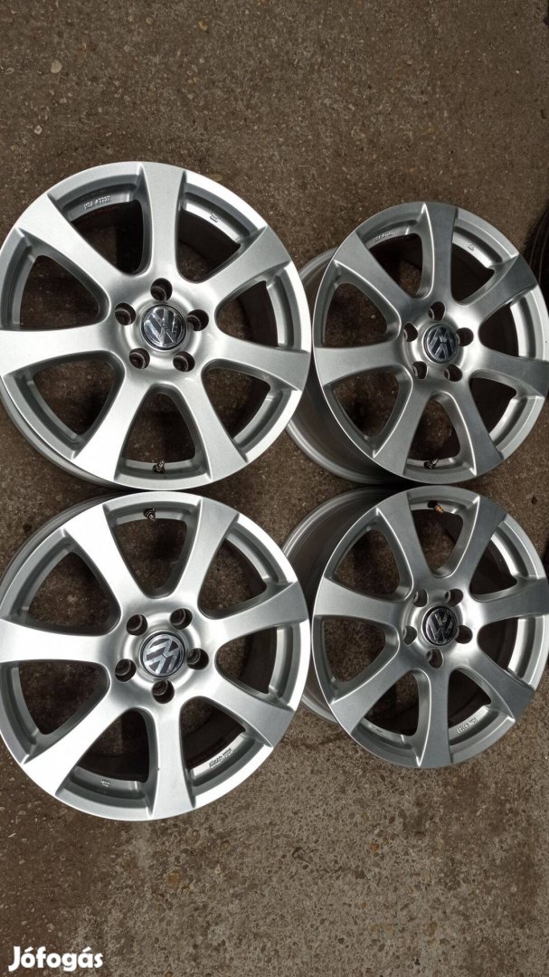 Használt szép állapotú 5x112 lyukosztású Autec 17 colos alu felni garn