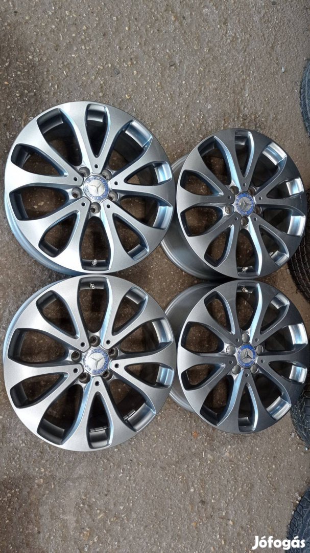 Használt szép állapotú 5x112 lyukosztású Gyári Mercedes 18 colos alu