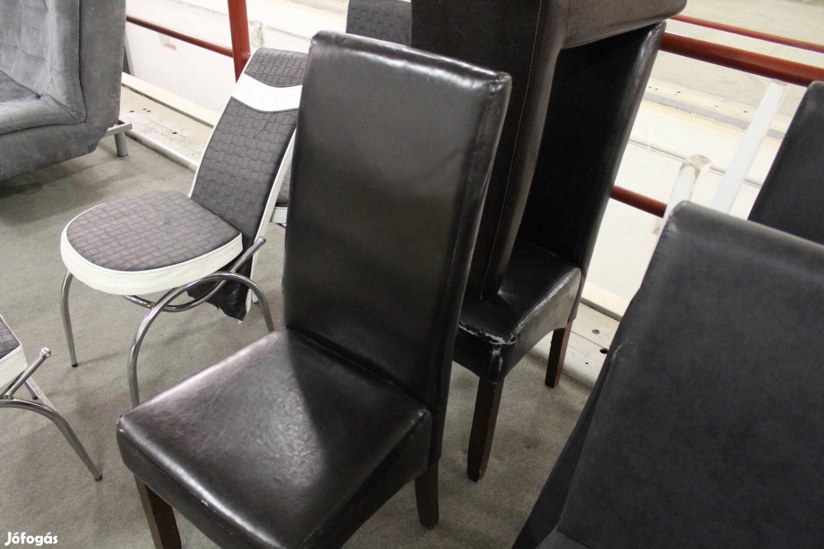 Használt szépséghibás székek eladók