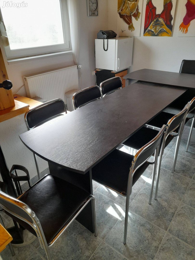 Használt tárgyalóasztal hét székkel eladó