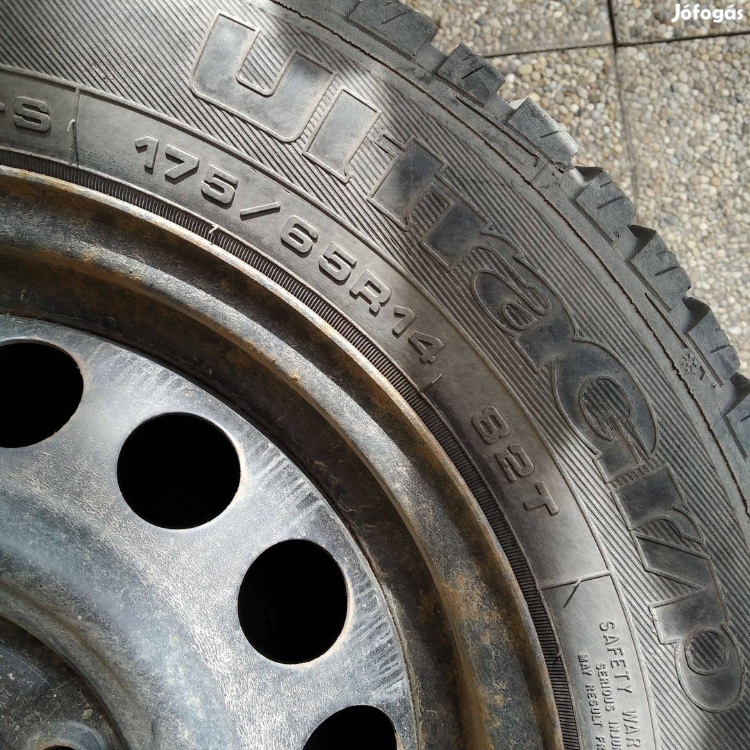 Használt téligumi 175/65 R14 acélfelnire szerelve