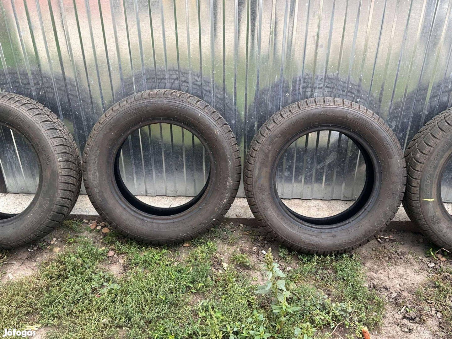 Használt téligumi eladó 175/65/14r 1000 km ment