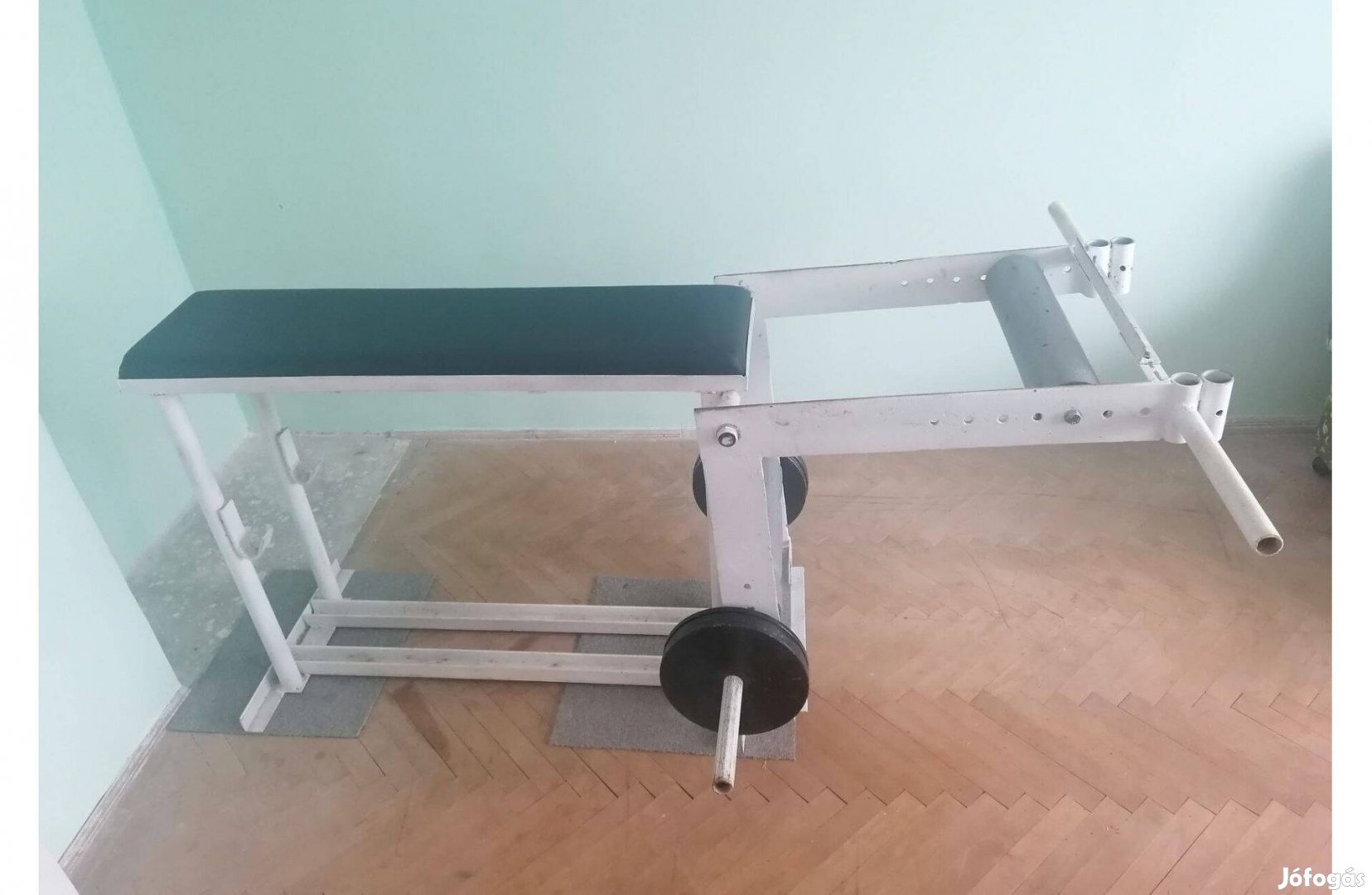 Hátazó lábazó kondi pad + 50 kg súlyzó tárcsa