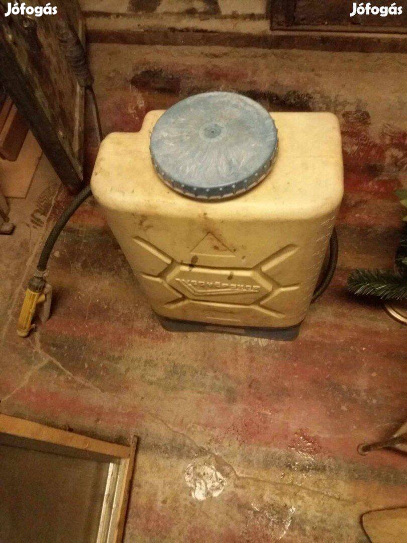 Háti kézi permetező