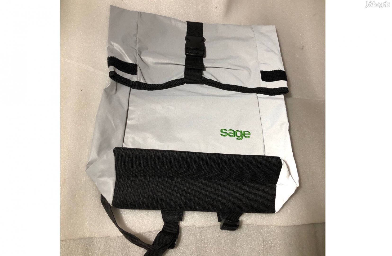 Hátizsák Bag Base Sage fényvisszaverős Roll-Top Backpack 26x43x13cm