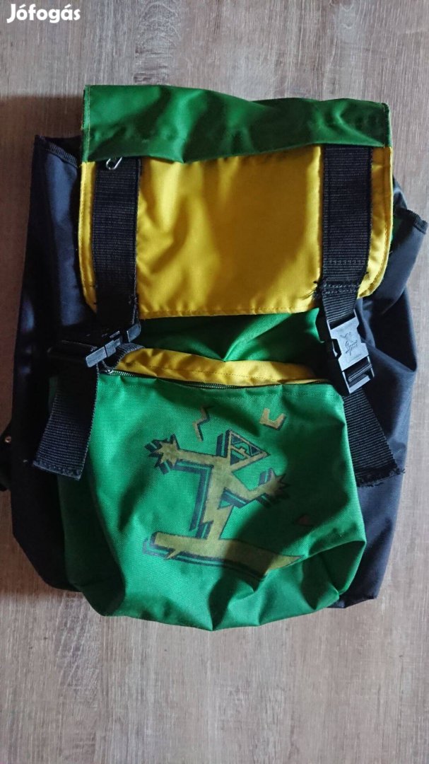 Hátizsák vagy iskolatáska 40 literes eladó