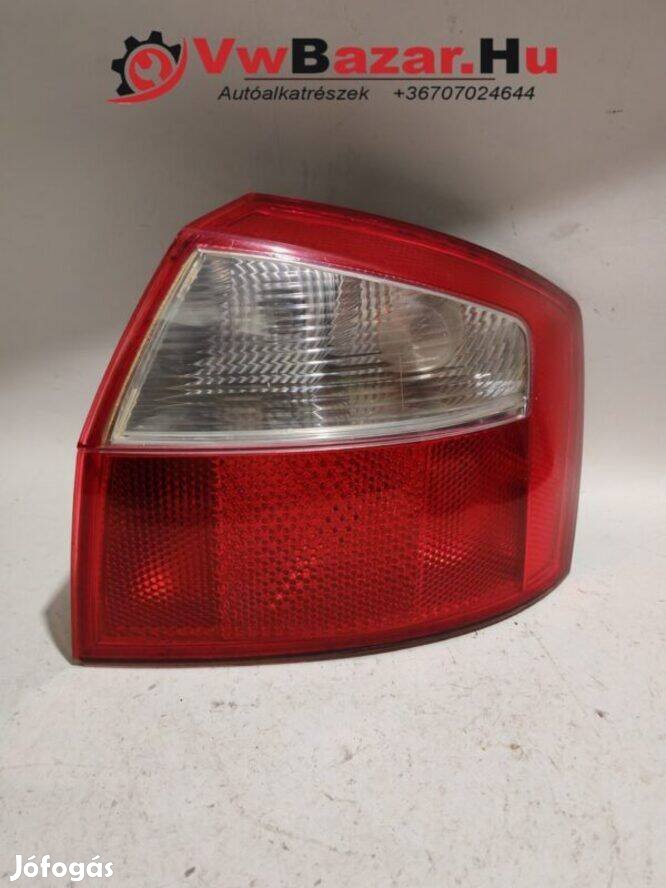 Hátsó lámpa AUDI A4 B6 Sedan jobb