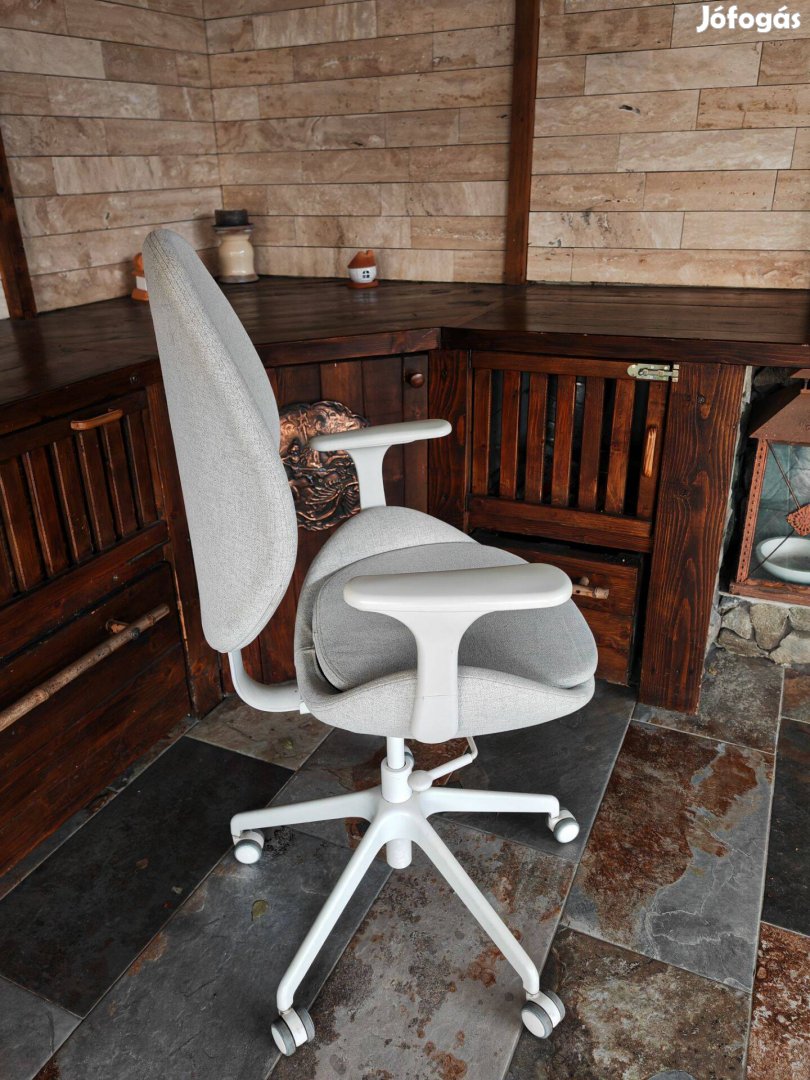Hattefjall IKEA karfás forgószék , újszerű gurolós irodaszék eladó