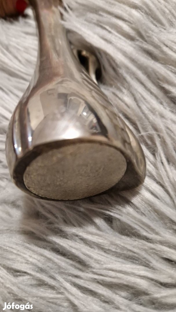 Hattyú alakú gyönyörű fém váza 18cm 