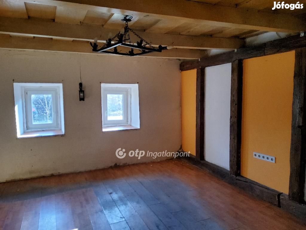 Hatvani eladó 55 nm-es ház