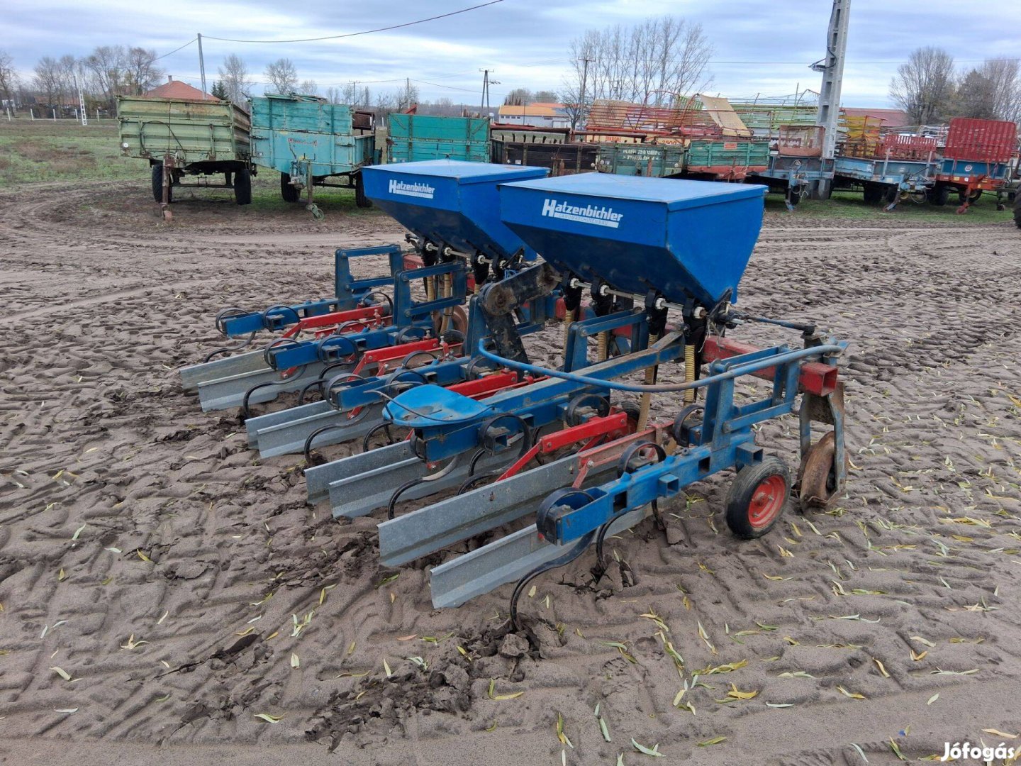 Hatzenbichler 4 soros kultivátor sorközművelő műtrágya adagolóval korm