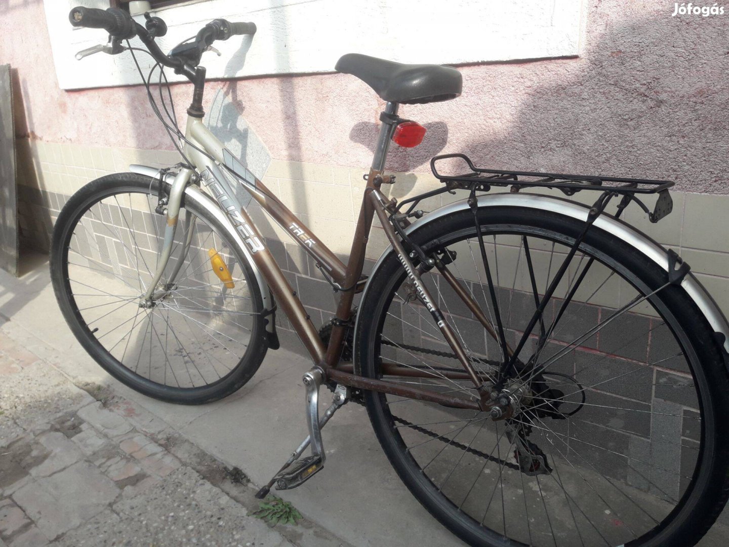 Hauzer Trek kerékpár