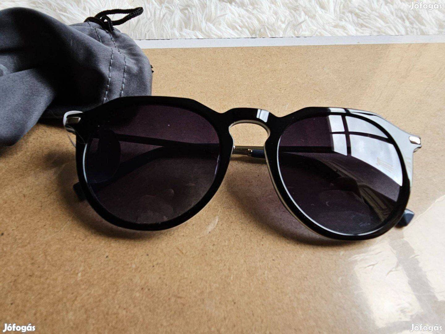 Hawkers napszemüveg Bolti készletböl meg maradt teljesen új eredeti Mé