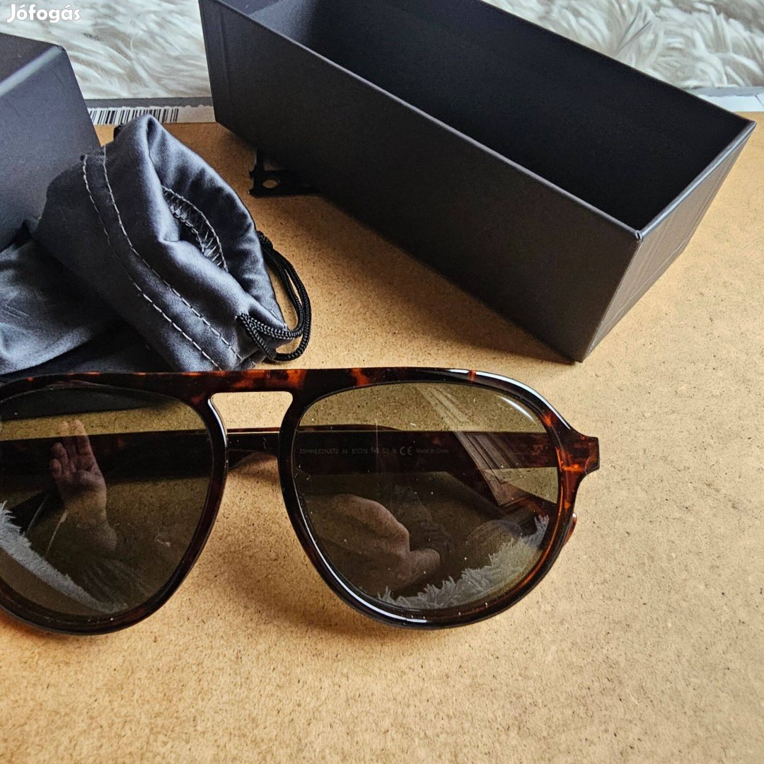 Hawkers napszemüveg barna keretes teljesen új