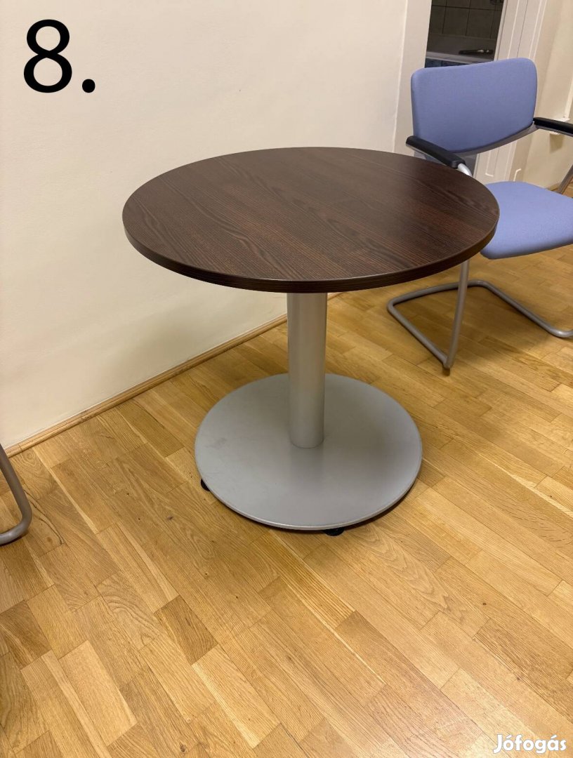 Haworth kör asztal