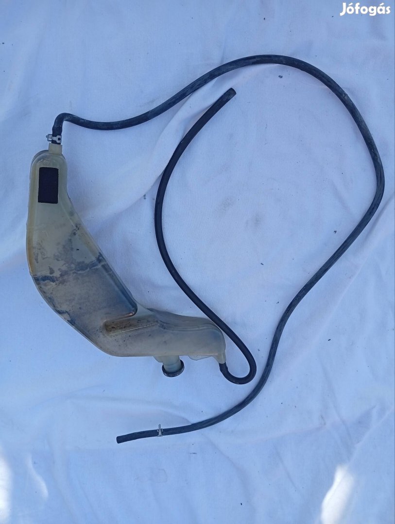 Hayabusa kiegyenlítő tartály