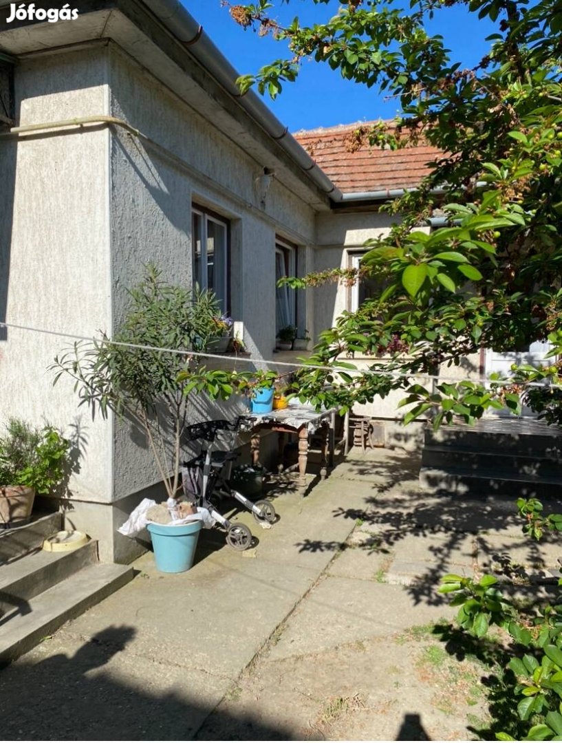 Ház eladó Jászjákóhalmán