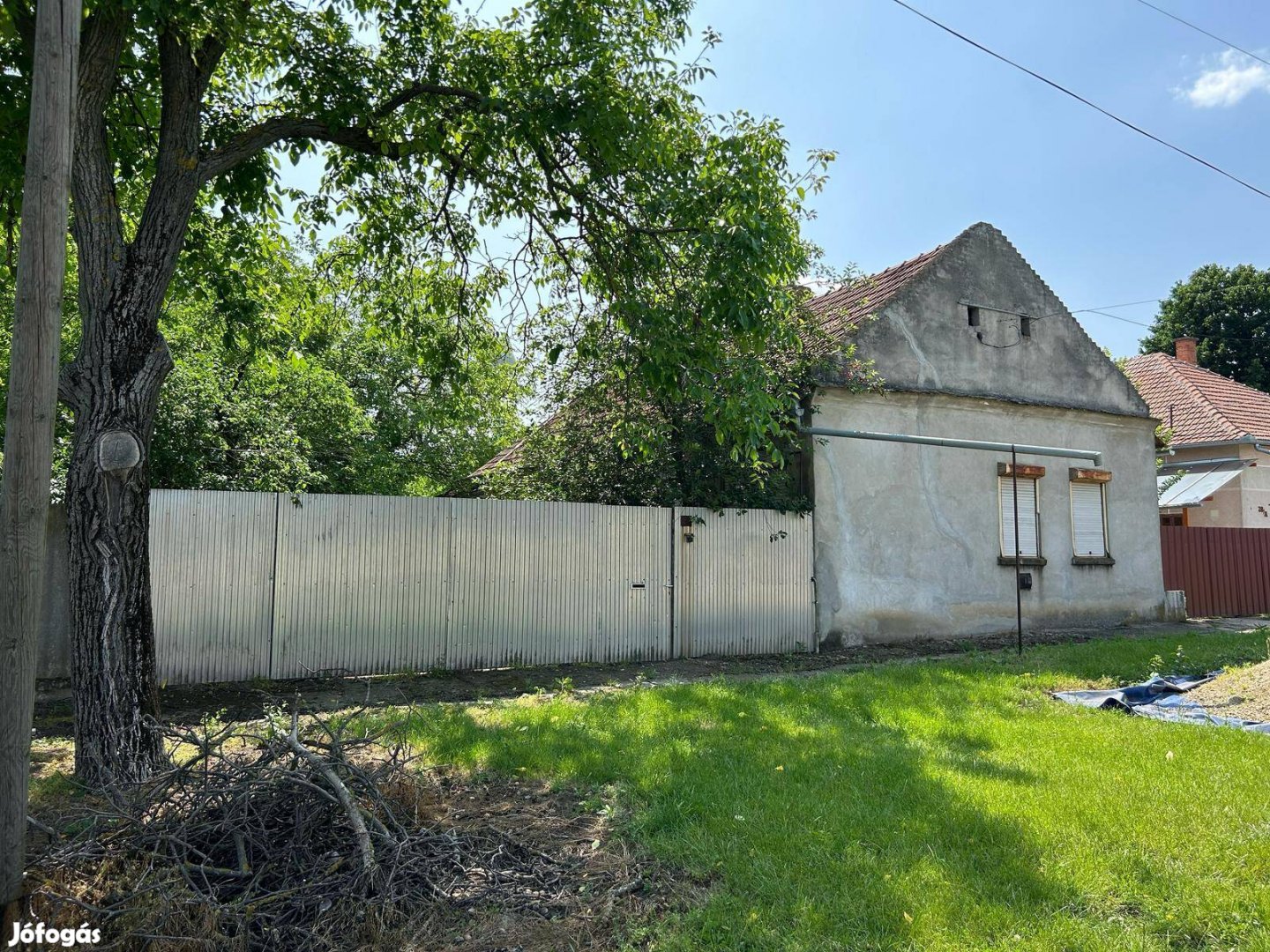 Ház és porta