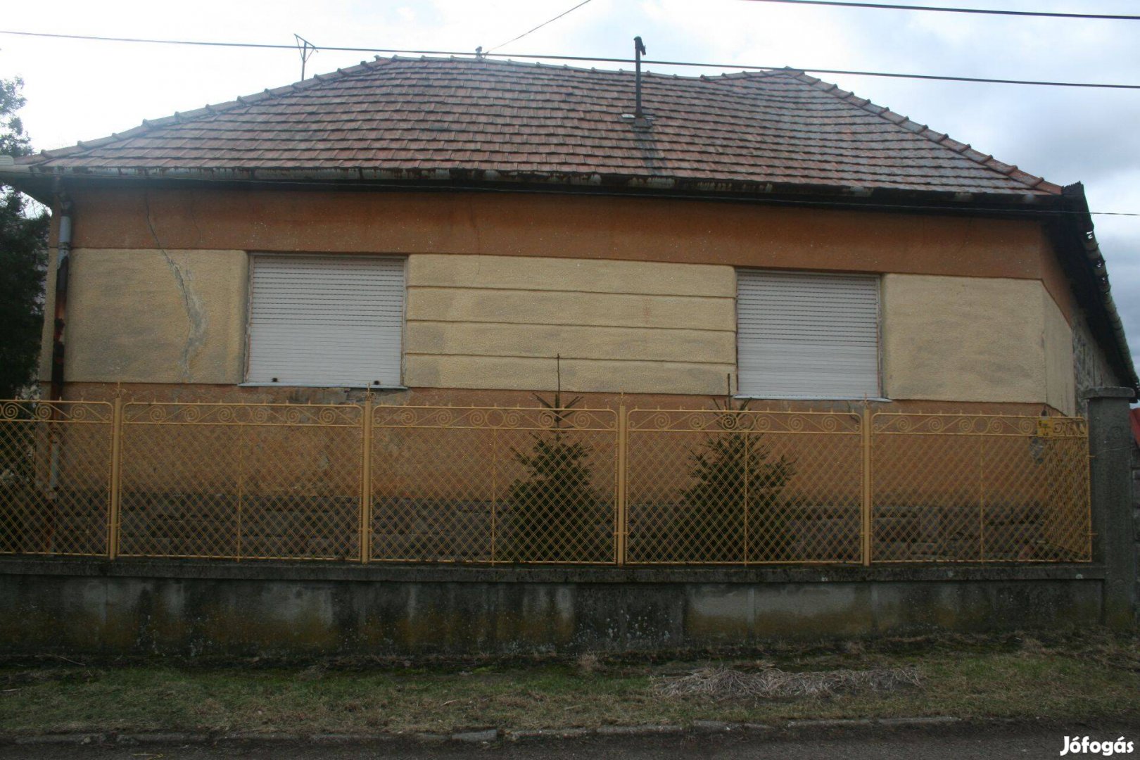 Ház nagy kerttel