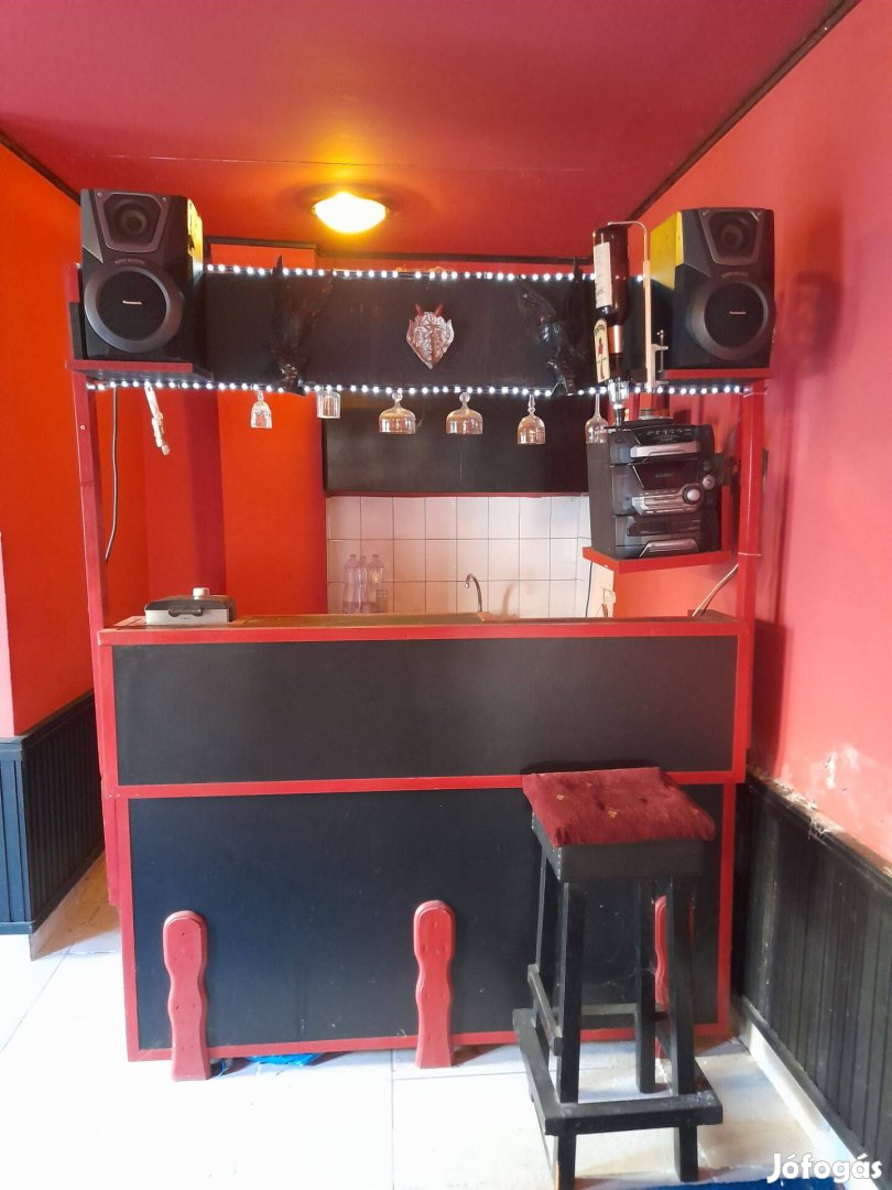 Házi bárpult, Wifi, Cd, kétkazettás magnó! Jó állapotban!