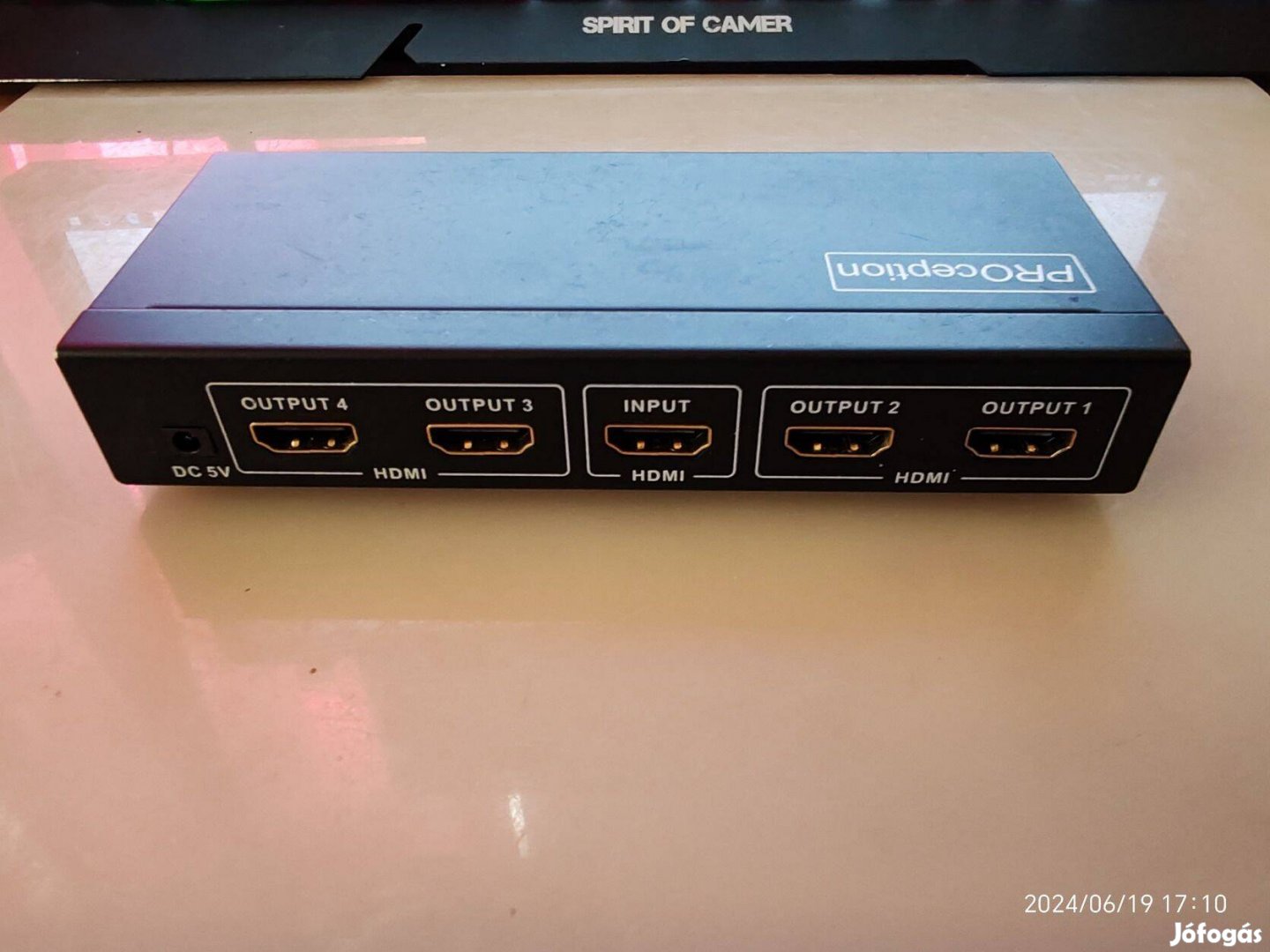 Hdmi Aktív splitter 1 a 4 hez