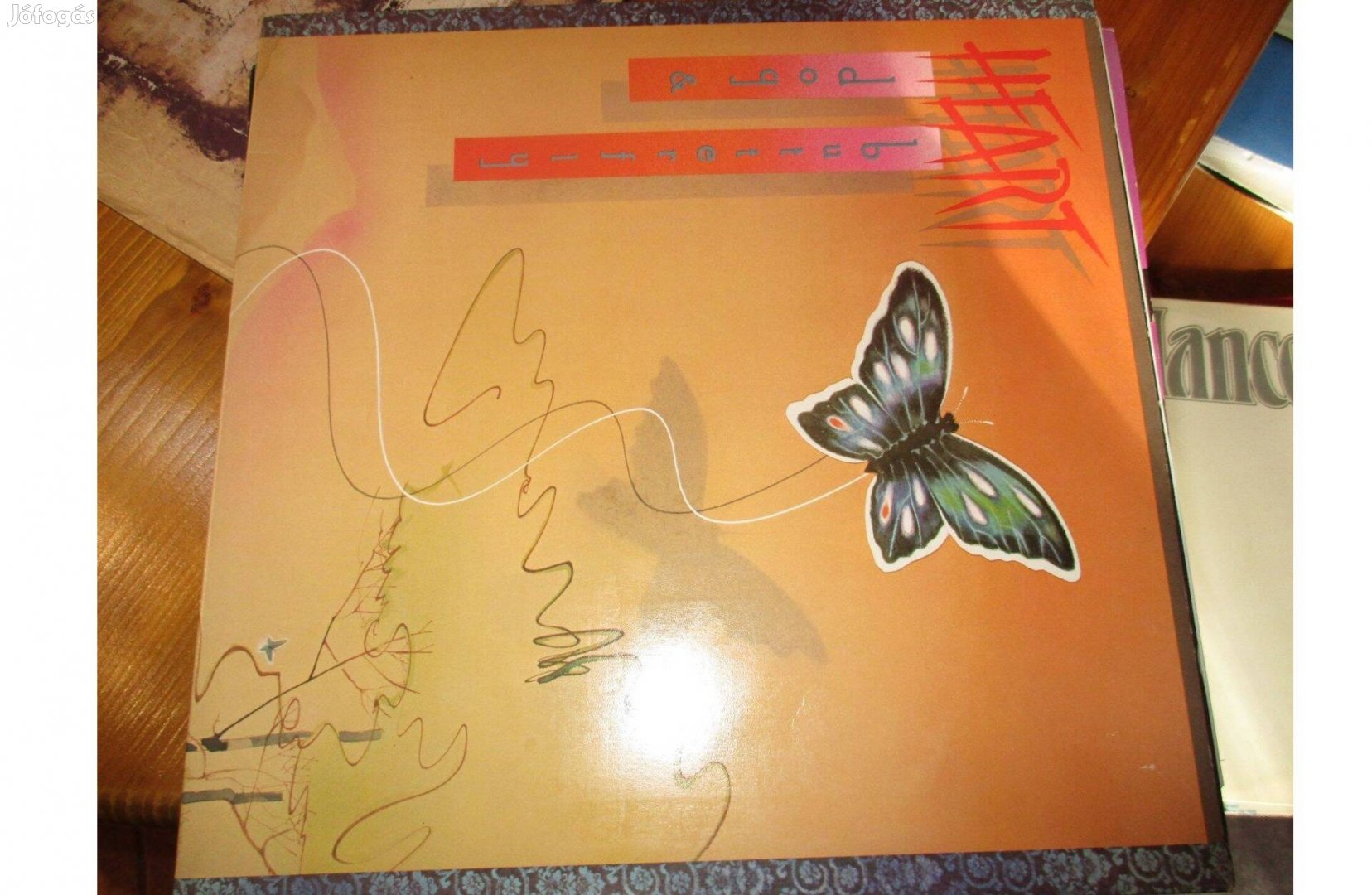Heart - Dog & Butterfly bakelit hanglemez eladó