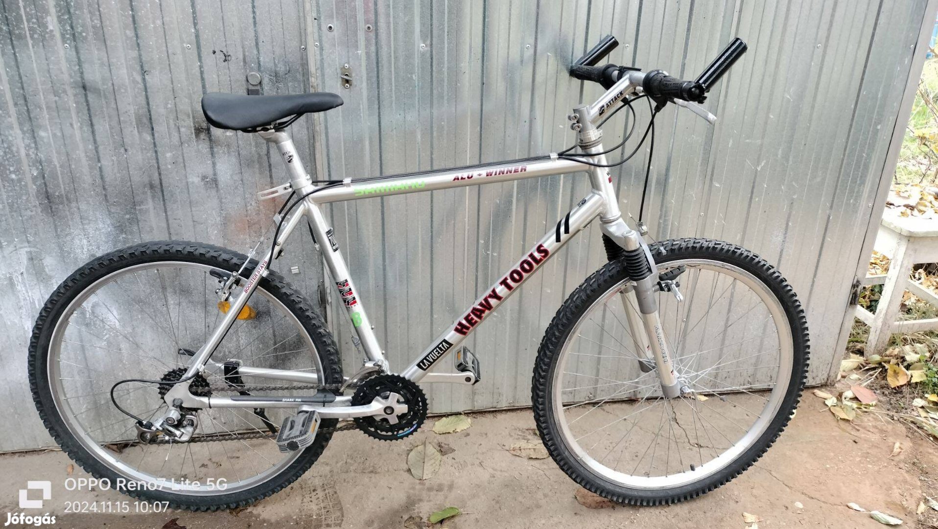 Heavy Tools 26" 21 sebességes pihekönnyű alu MTB kerékpár