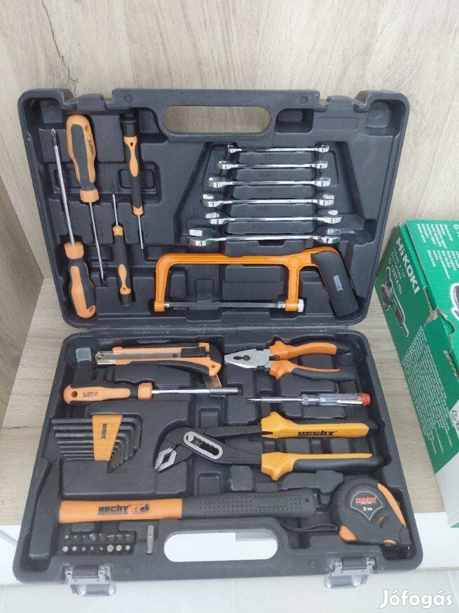Hecht 44 részes szerszámos koffer