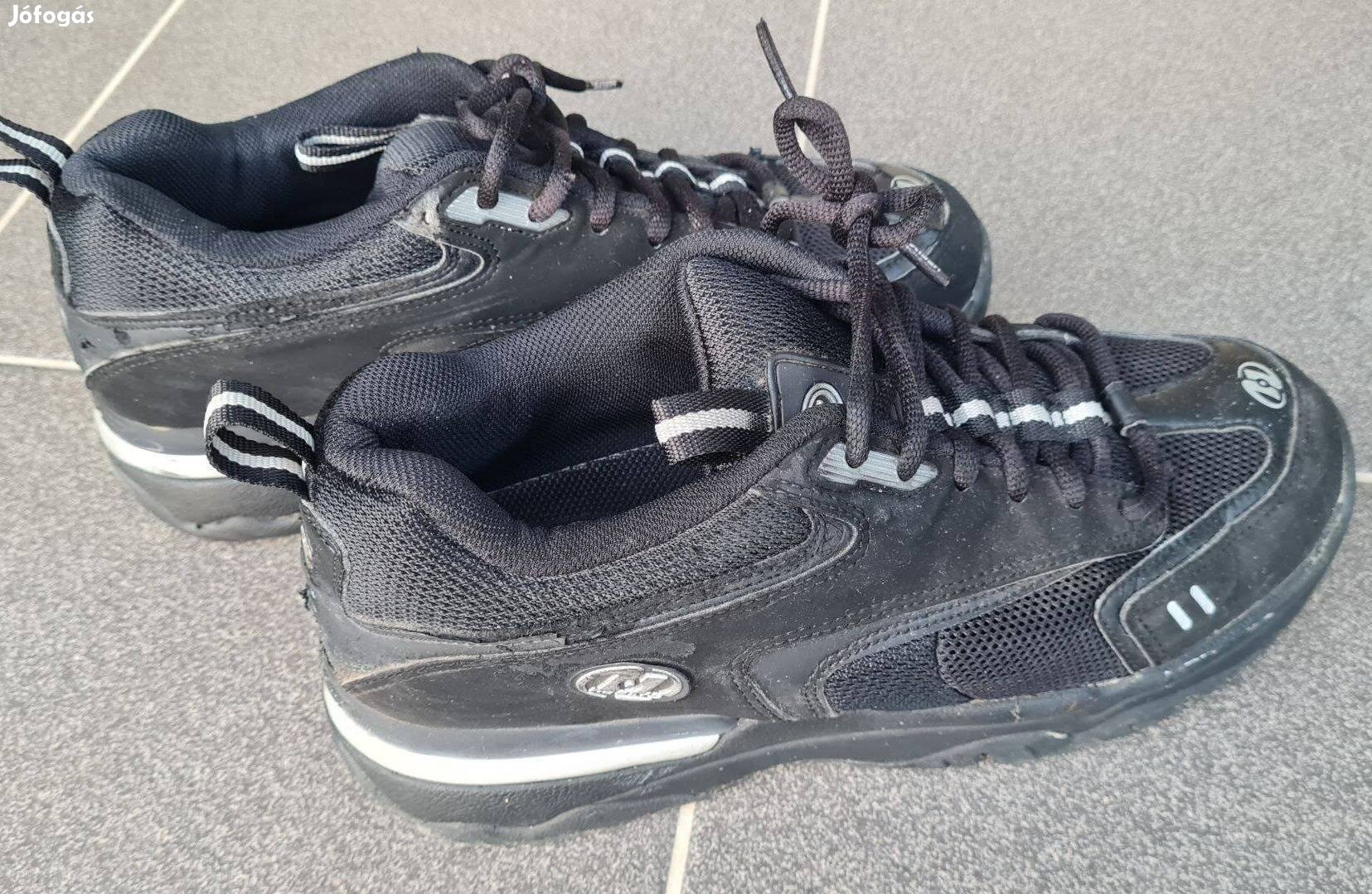 Heelys gurulós cipő, 44, 5-es méretben