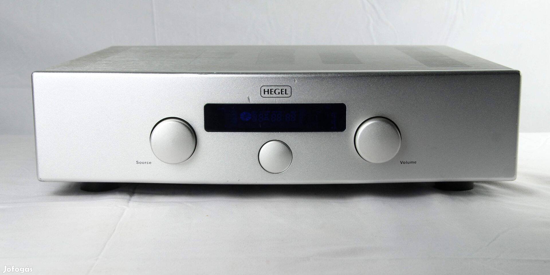 Hegel H100 High-end sztereó erősítő, USB-DAC-kal