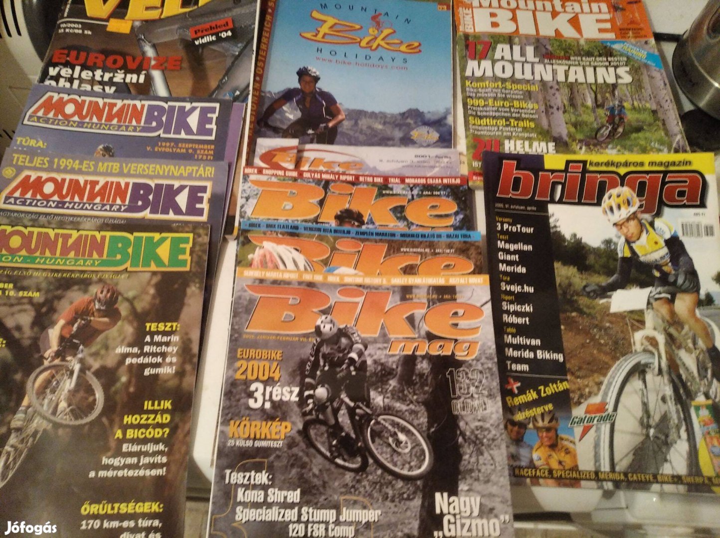 Hegyikerékpáros magazinok mountainbike action bikemag