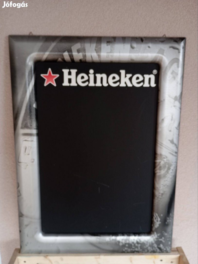 Heineken felírótábla