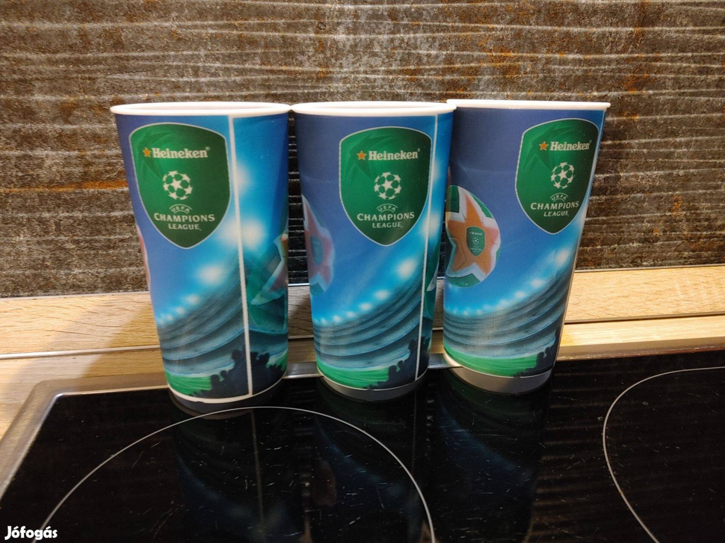Heineken műanyag sörös poharak 1200 Ft/db