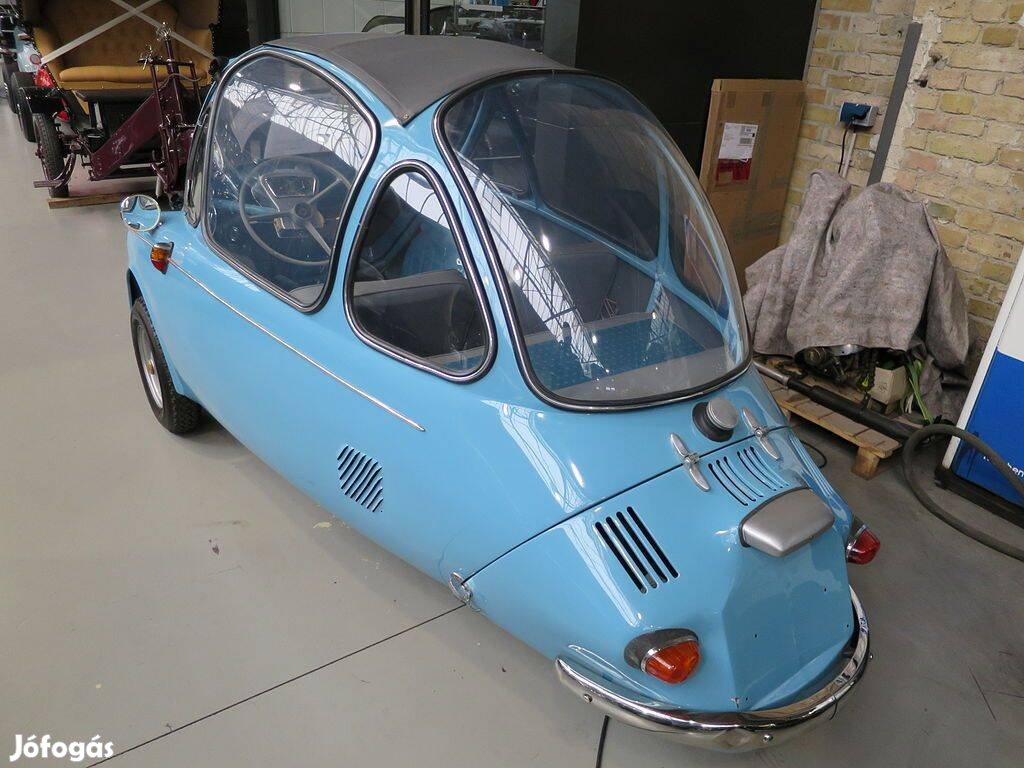 Heinkel Trojan 604-es,1963-as oldtimerre gyári motorháztető