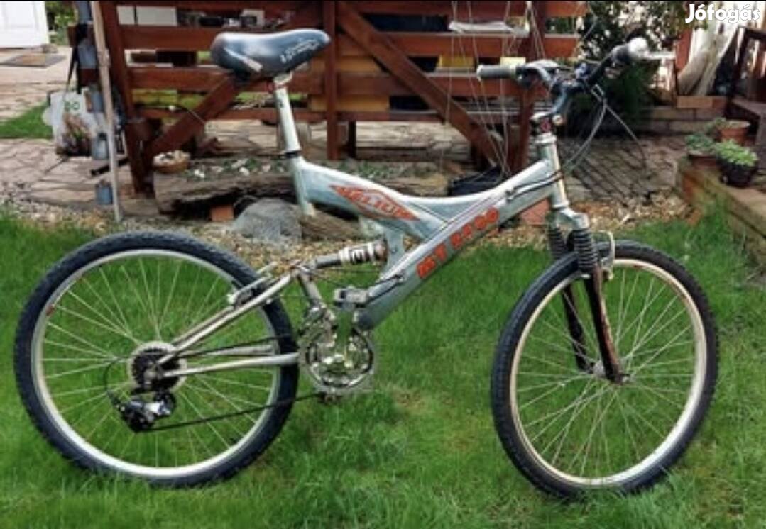 Helium MT 2000 MTB, és vontatott utánfutó bicaj