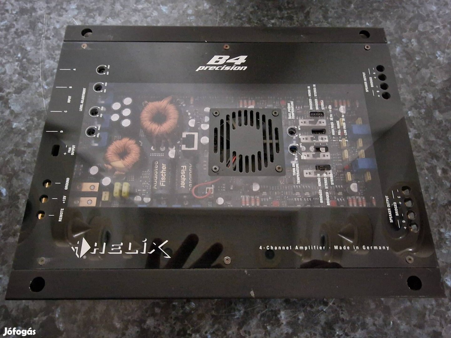Helix B4 Precision 4 csatornás, hidalható autó erősítő 
