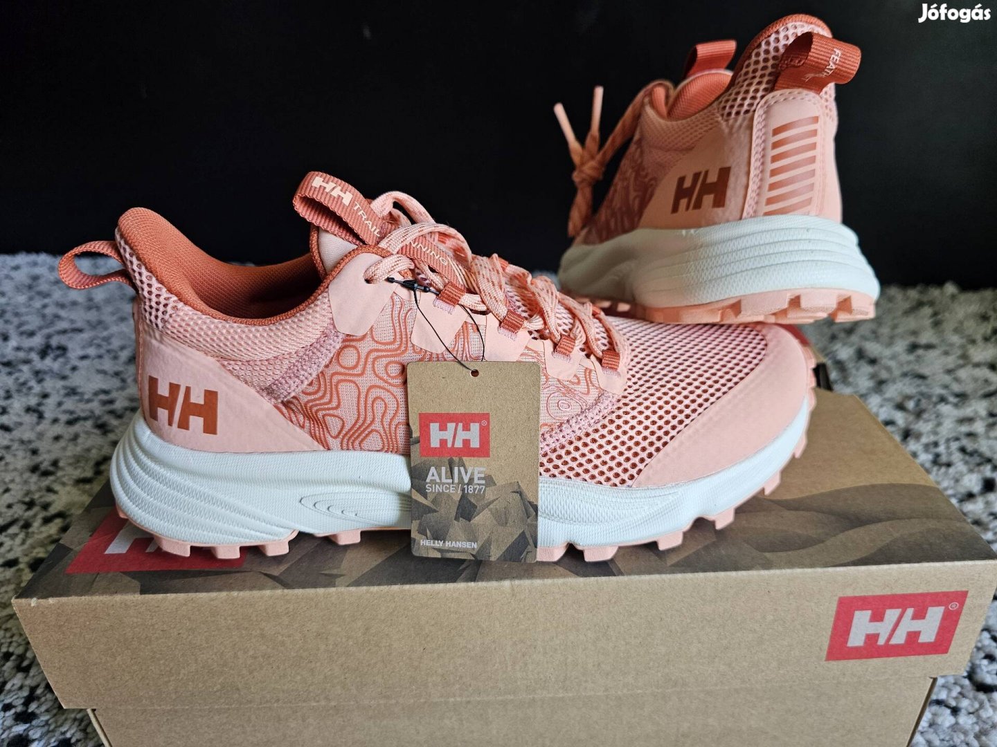 Helly Hansen Featherswift 37.5-es női sport cipő.