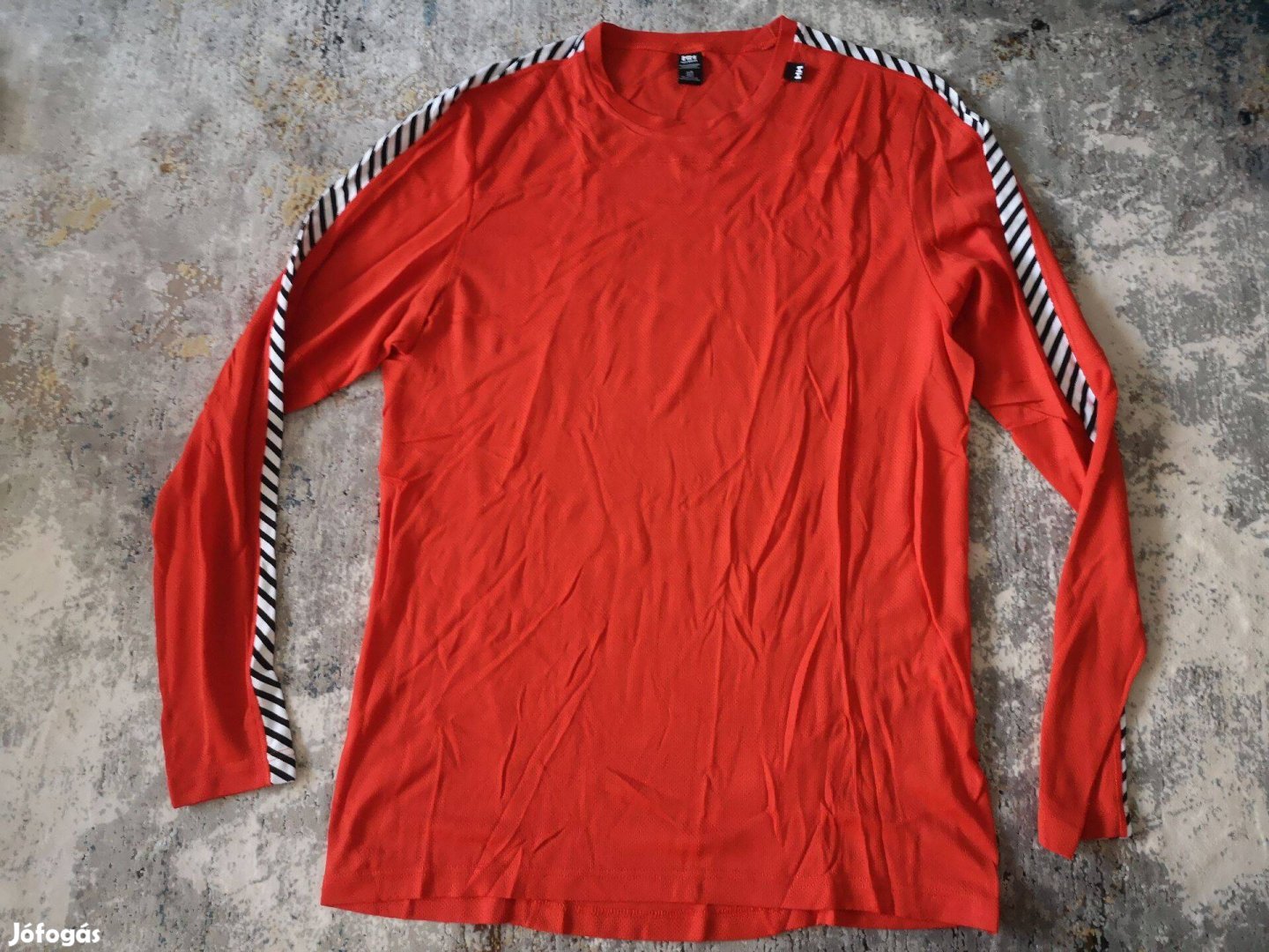 Helly Hansen technikai felső L méretű