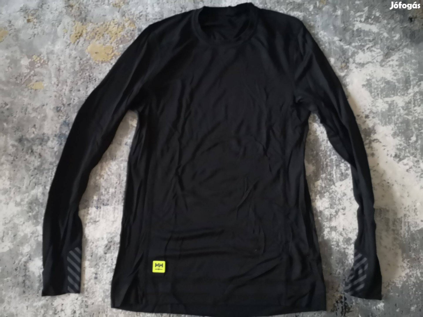 Helly Hansen technikai felső S méretű