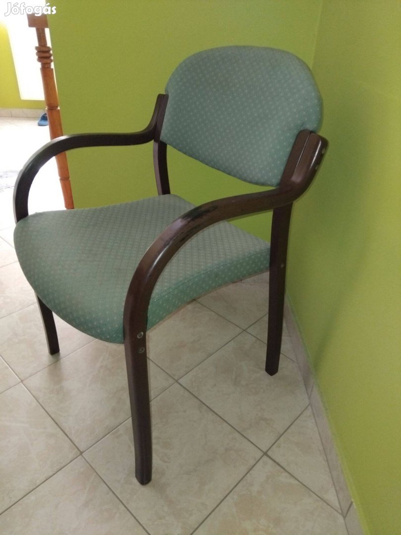 Helyhiány miatt sürgősen eladó!