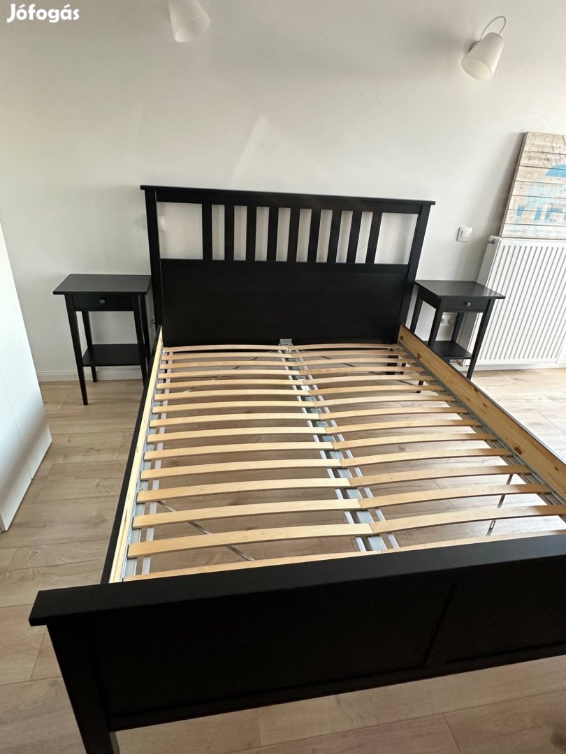 Hemnes 160 ágykeret + 2db éjjeli szekrény