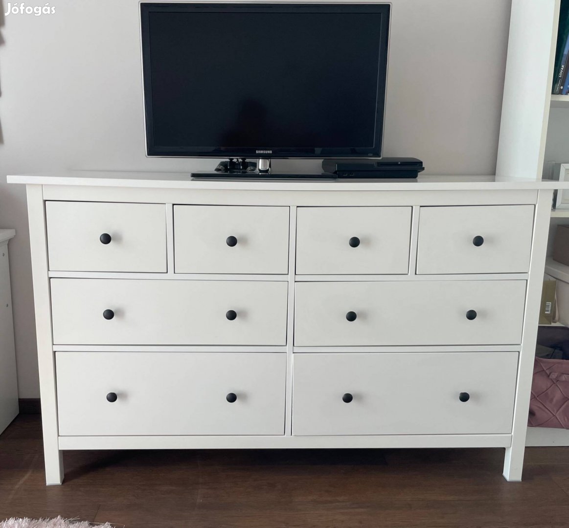 Hemnes komód (IKEA)