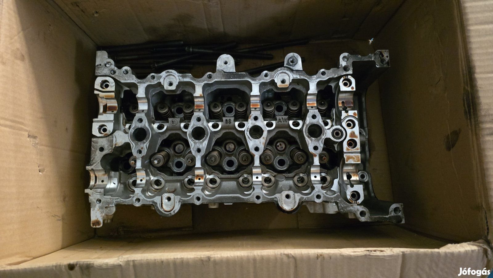 Hengerfej szelepekkel szelepfedéllel A2600107501 eladó