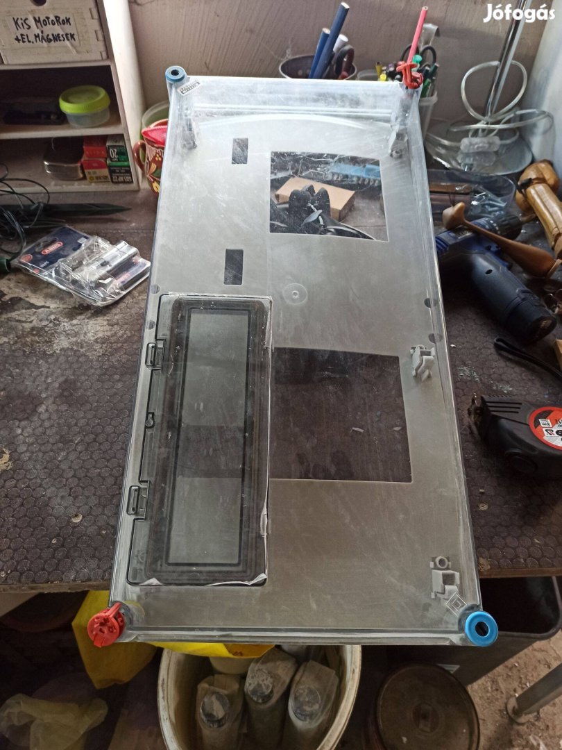 Hensel villanyóradoboz