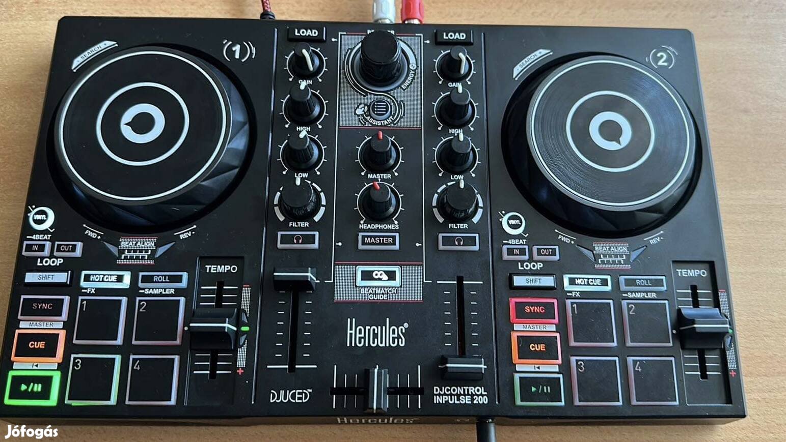 Hercules 200 DJ kontroller