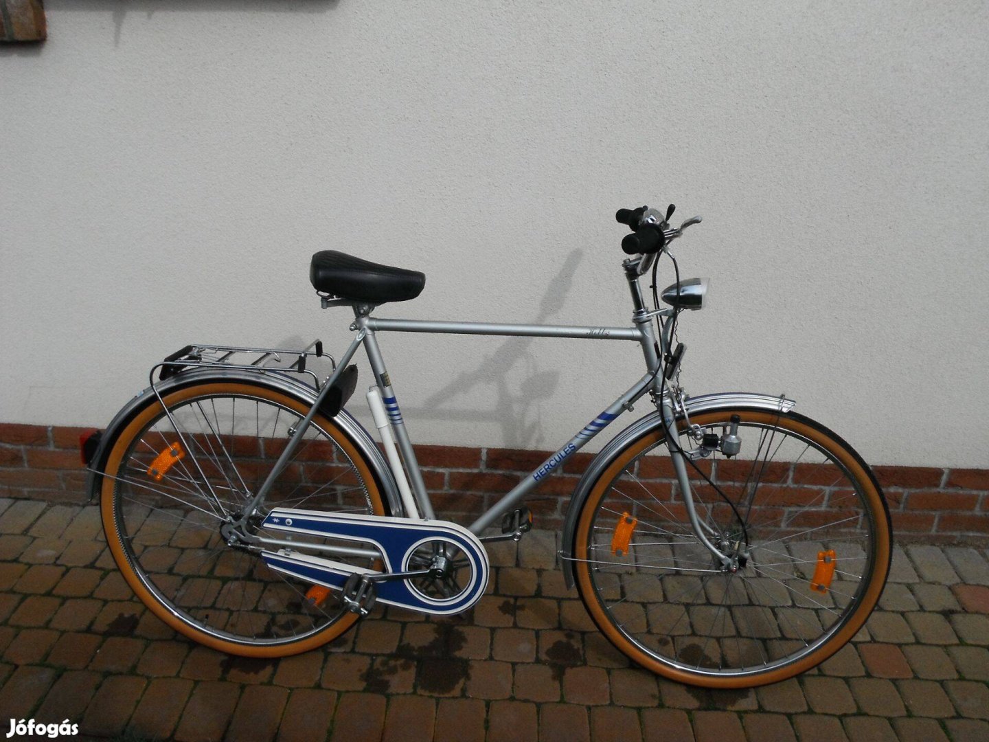 Hercules 28" férfi agyváltós kerékpár